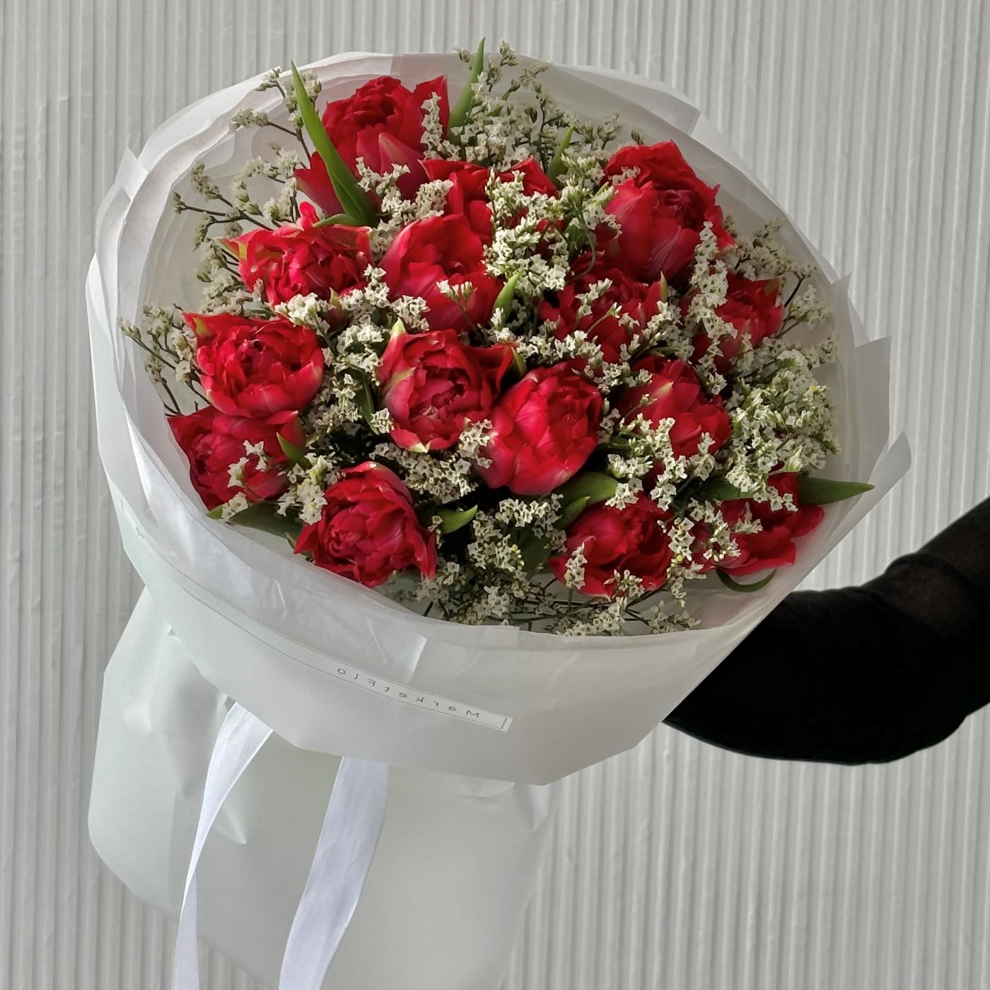 15 ПИОНОВИДНЫХ ТЮЛЬПАНОВ И ЛИМОНИУМ