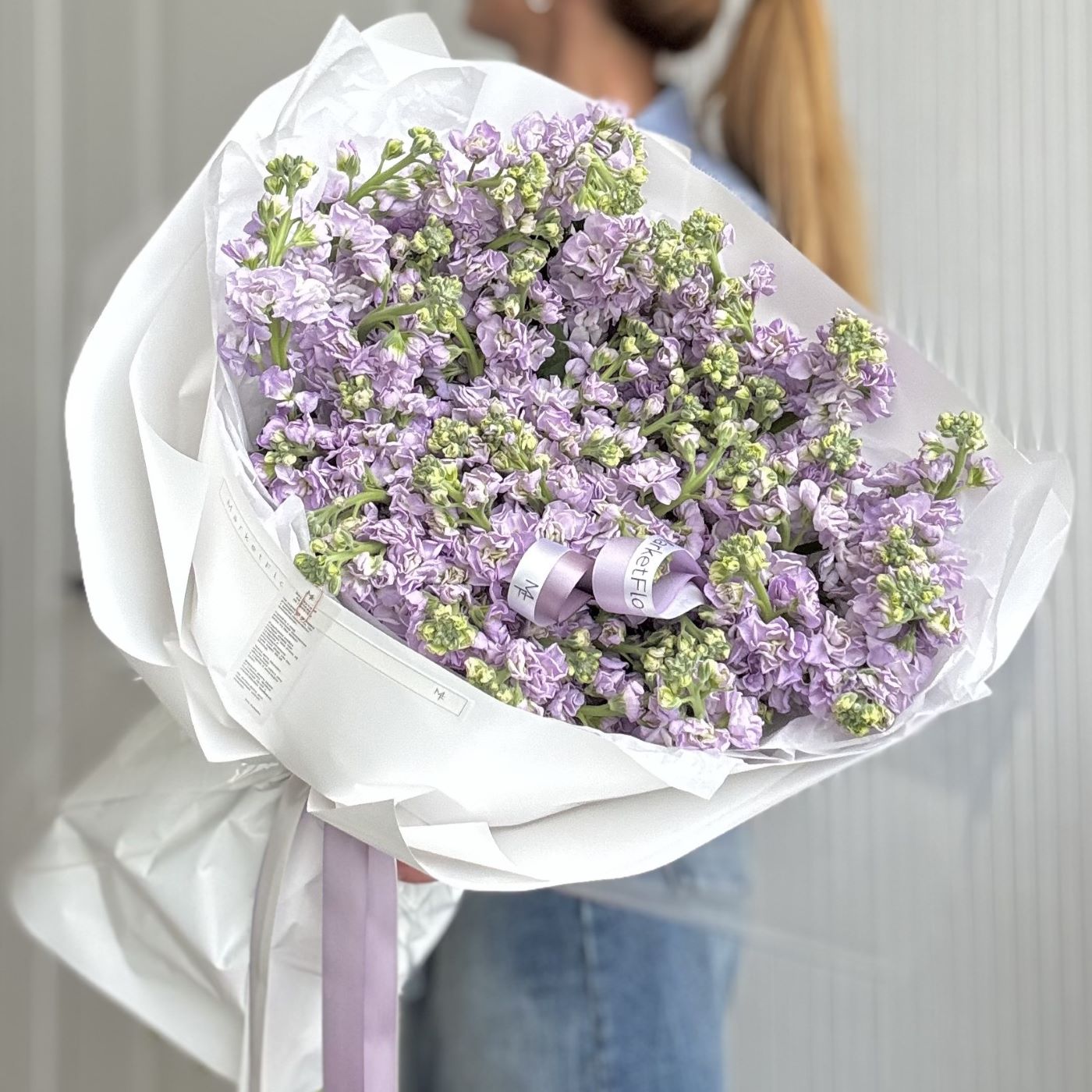 МОНОБУКЕТ ИЗ МАТТИОЛЫ