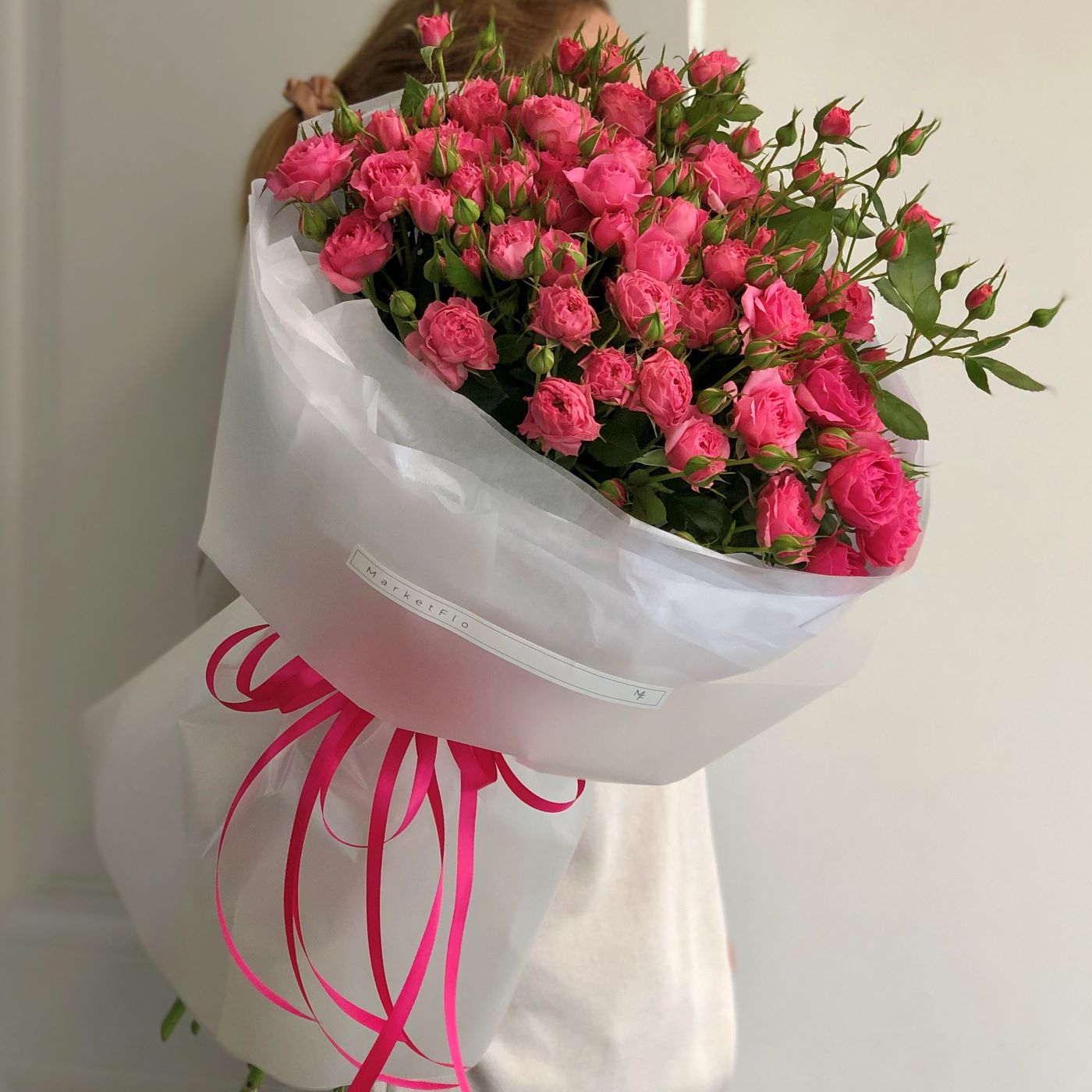 БУКЕТ ИЗ КУСТОВЫХ РОЗ