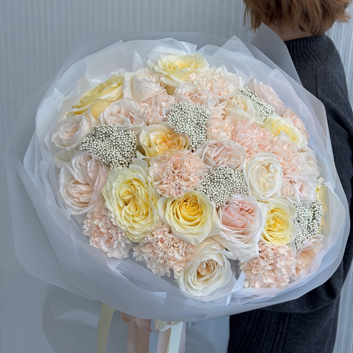 БУКЕТ ИЗ ПИОНОВИДНЫХ РОЗ