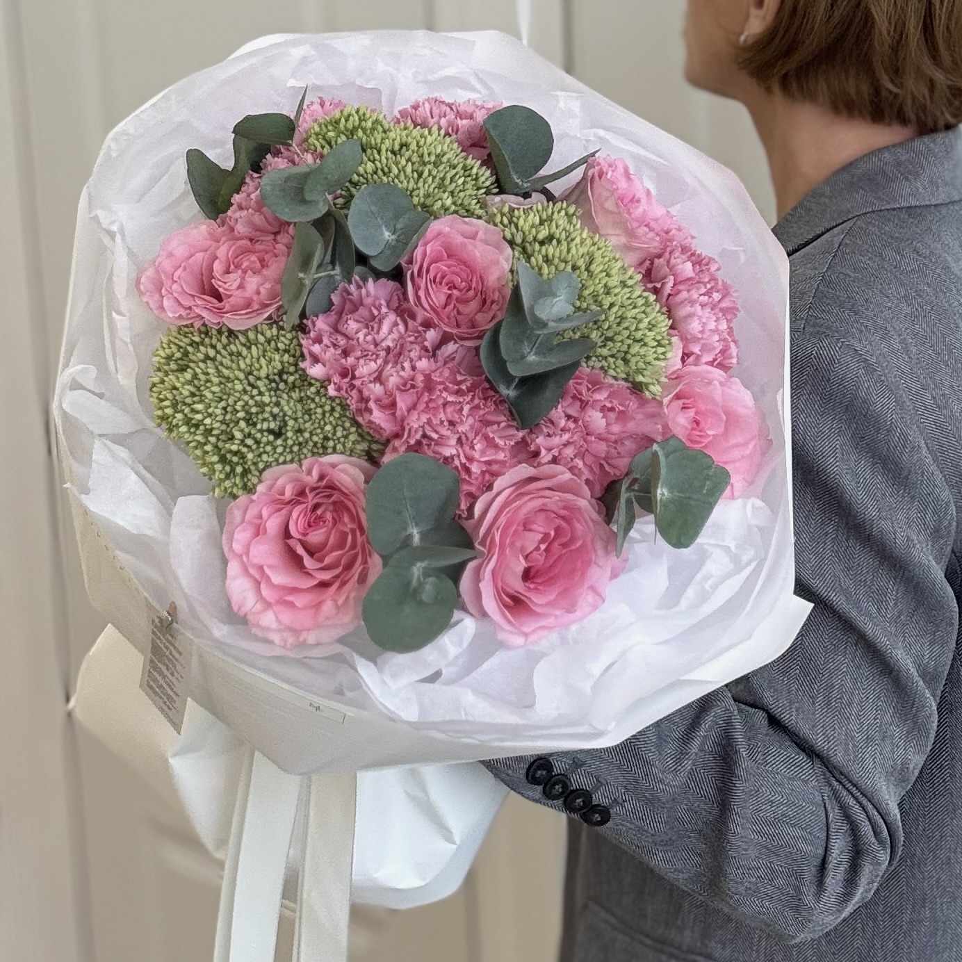 БУКЕТ С РОЗАМИ