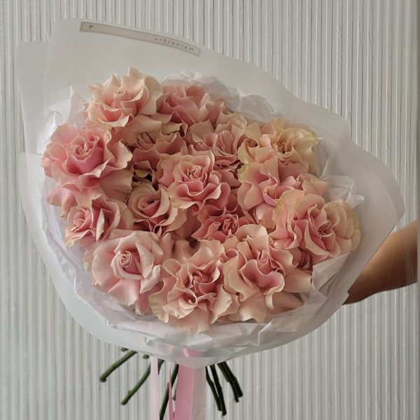 БУКЕТ ИЗ ФРАНЦУЗСКИХ РОЗ БУКЕТ ИЗ ФРАНЦУЗСКИХ РОЗ