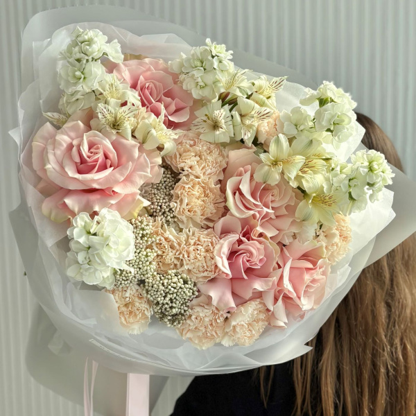 БУКЕТ С ФРАНЦУЗСКИМИ РОЗАМИ БУКЕТ С ФРАНЦУЗСКИМИ РОЗАМИ