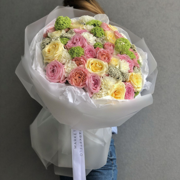 БУКЕТ ИЗ ЦВЕТОВ