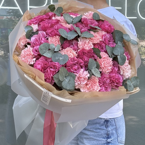 БУКЕТ ИЗ ПИОНОВИДНЫХ РОЗ БУКЕТ ИЗ ПИОНОВИДНЫХ РОЗ