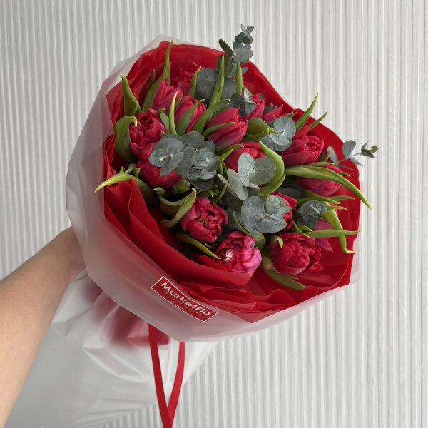 БУКЕТ ИЗ ПИОНОВИДНЫХ ТЮЛЬПАНОВ