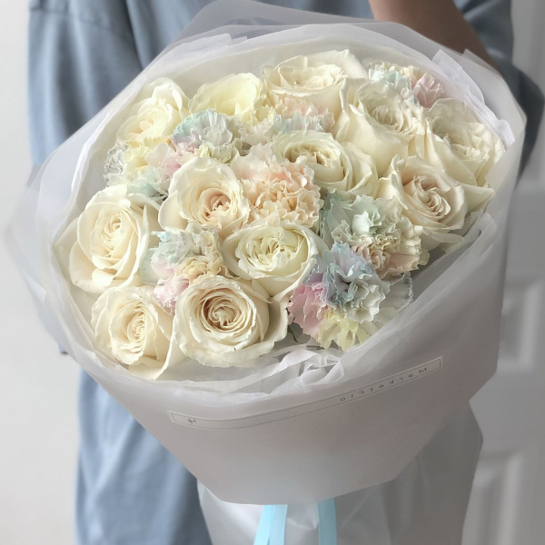 БУКЕТ ИЗ РОЗ ПЛАЯ БЛАНКА