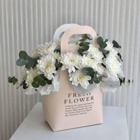 КОМПОЗИЦИЯ С ХРИЗАНТЕМАМИ