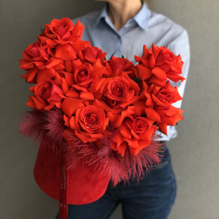 КОРОБКА С ФРАНЦУЗСКИМИ РОЗАМИ