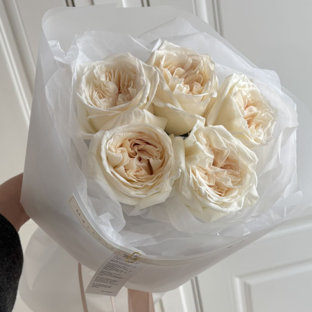 БУКЕТ ИЗ ПИОНОВИДНЫХ РОЗ