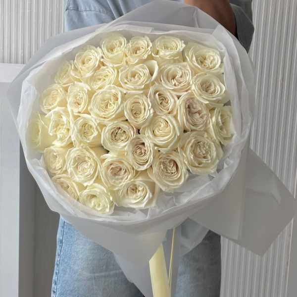 БУКЕТ ИЗ РОЗ ПЛАЯ БЛАНКА