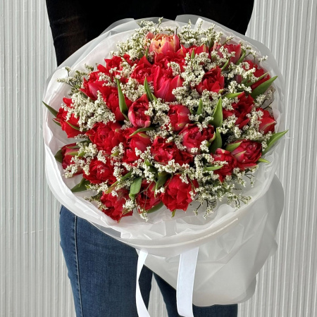 25 ПИОНОВИДНЫХ ТЮЛЬПАНОВ И ЛИМОНИУМ