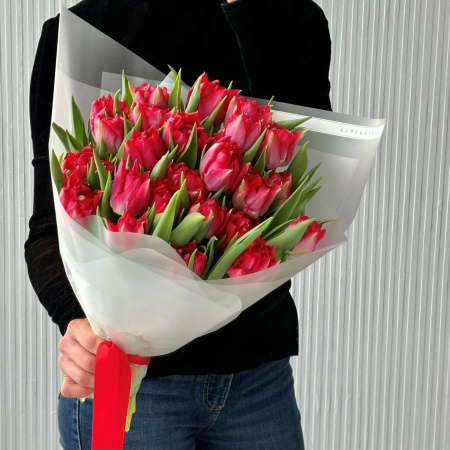 БУКЕТ ИЗ 25 ТЮЛЬПАНОВ